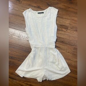 Zara Basic Off White Romper Size Medium Tie Peek-a-boo Back